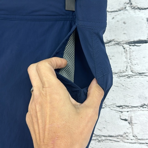 L.L. BEAN Water Repellent Comfort Trail Shorts 12REG Nautical Navy EXCELLENT! - Picture 5 of 8